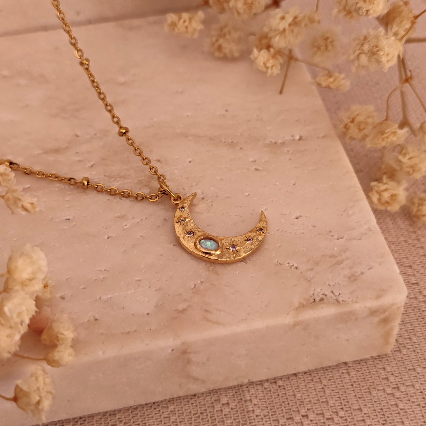 Collana "MoonMagic" con luna e Opale
