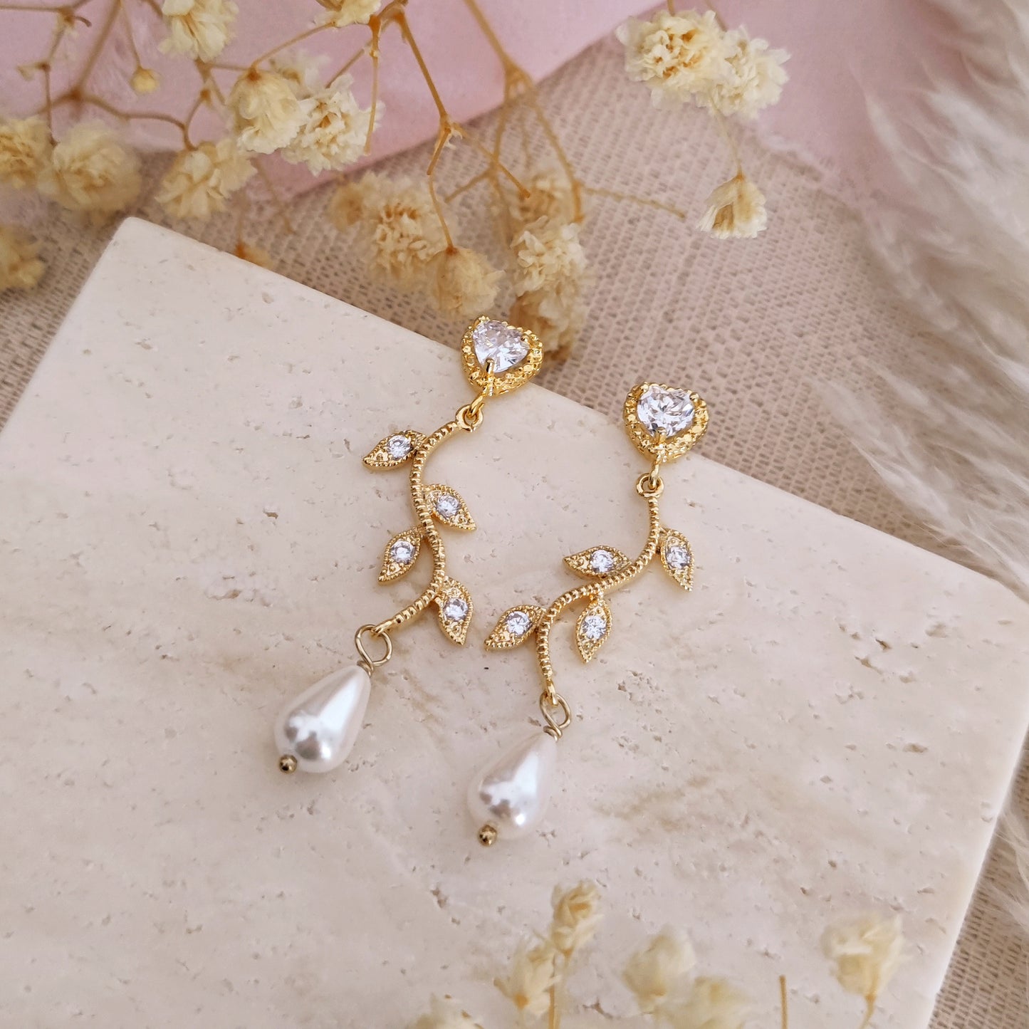 Heart Drop earrings with branches, crystals and drop pearls // MAURELLE