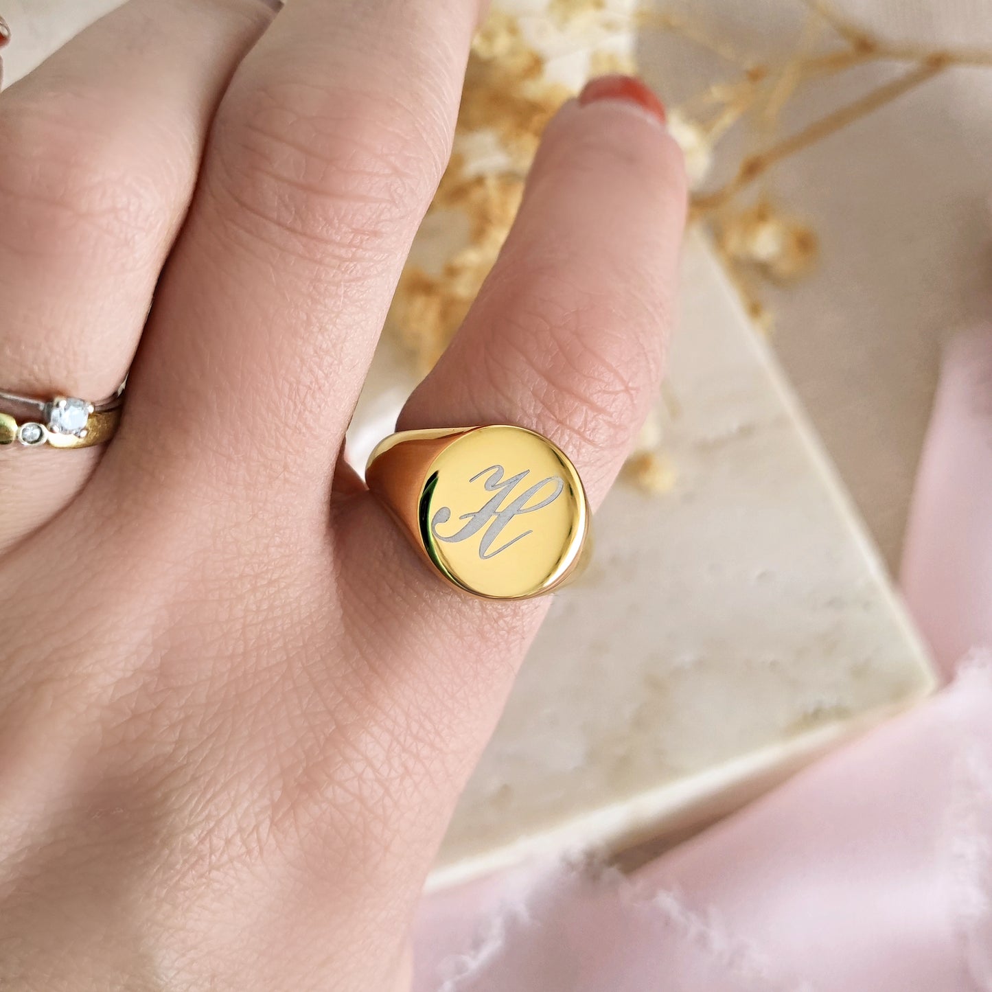 Anello Signet con iniziale H - acciaio inox