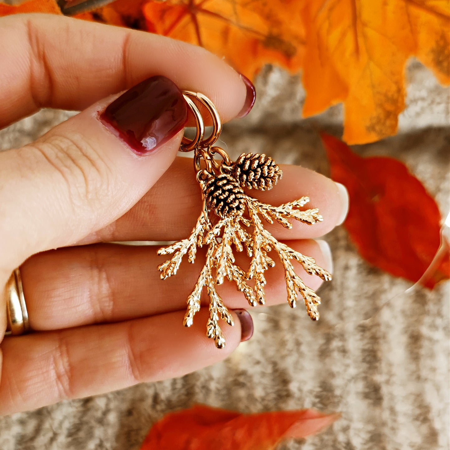 "Pine Forest" earrings with pine tree branches and pine cones