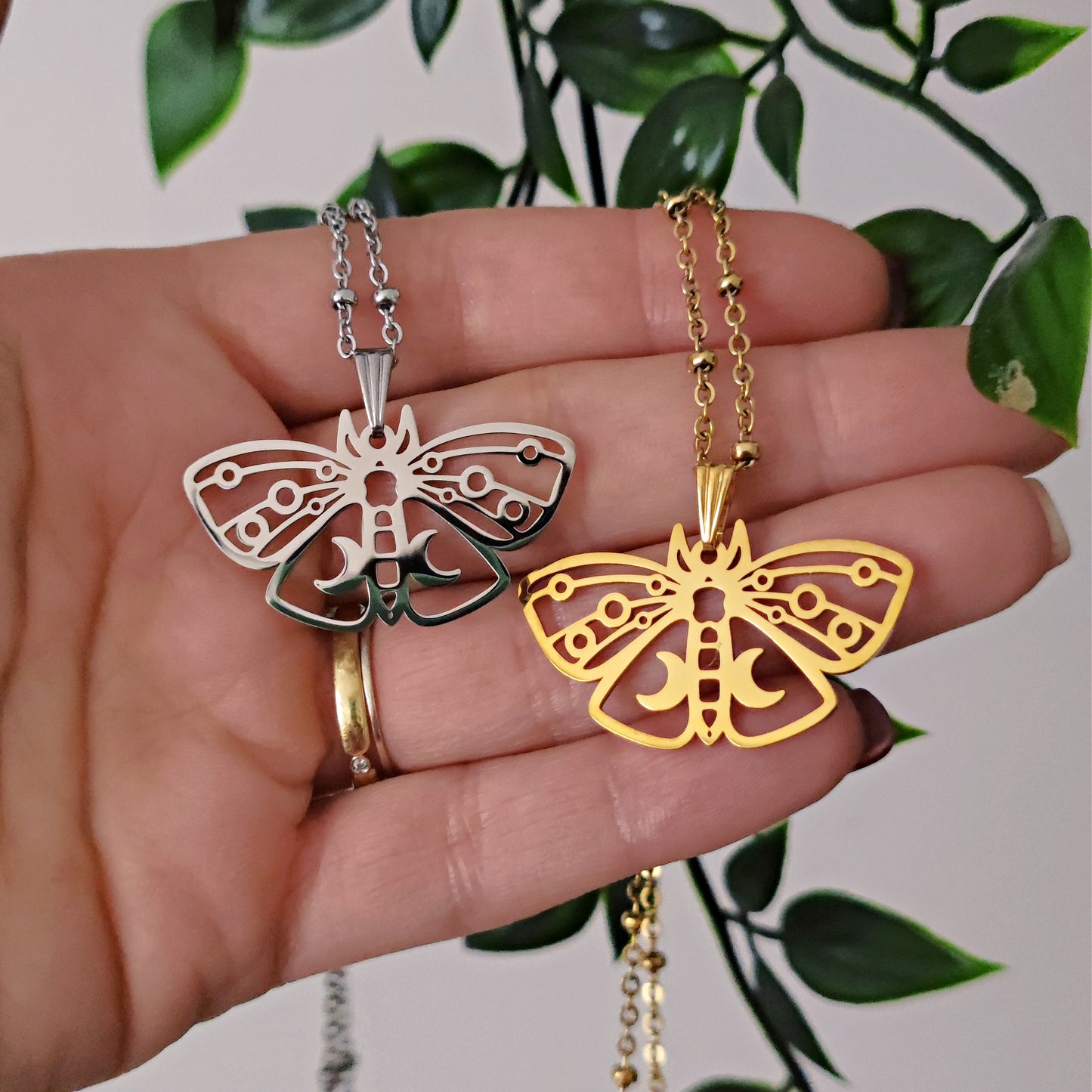 Collana "Fairy Moth"