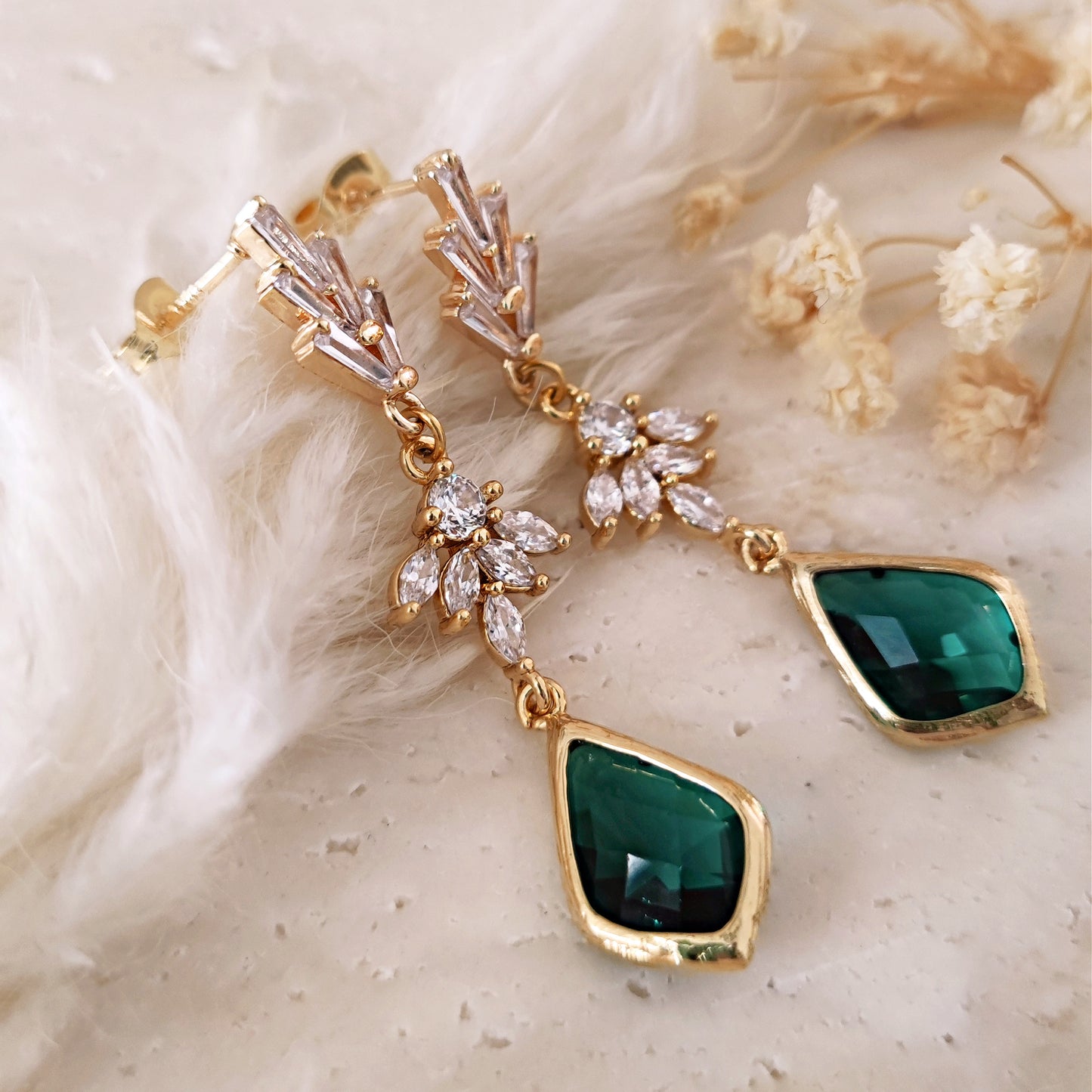 Boho Bridal Earrings, Long Drop Earrings, Art Deco Earrings, Emerald Bridal Earrings, Statement Earrings, Emerald Green Earrings // KATE