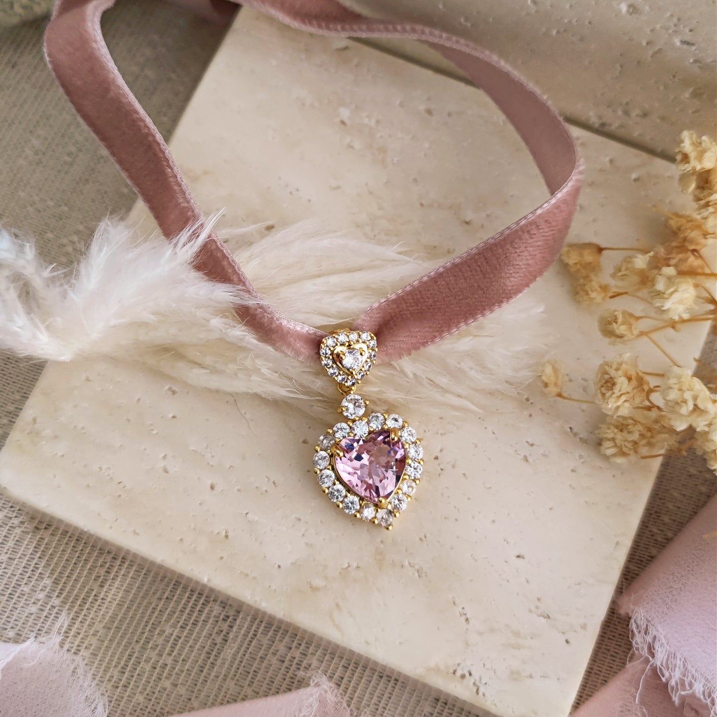 Girocollo in velluto e cuore di cristallo rosa, Principessa Coquette, PrincessCore e RoyalCore