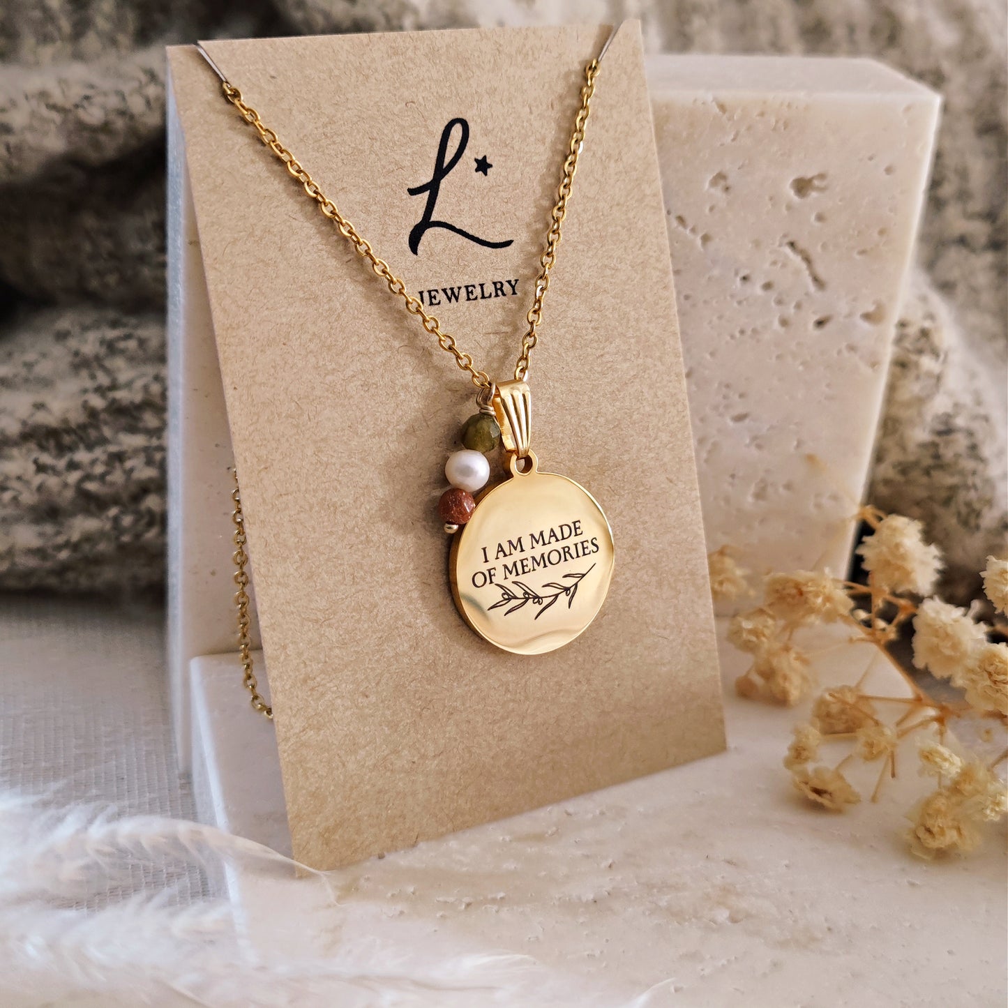 Collana "I Am Made of Memories"