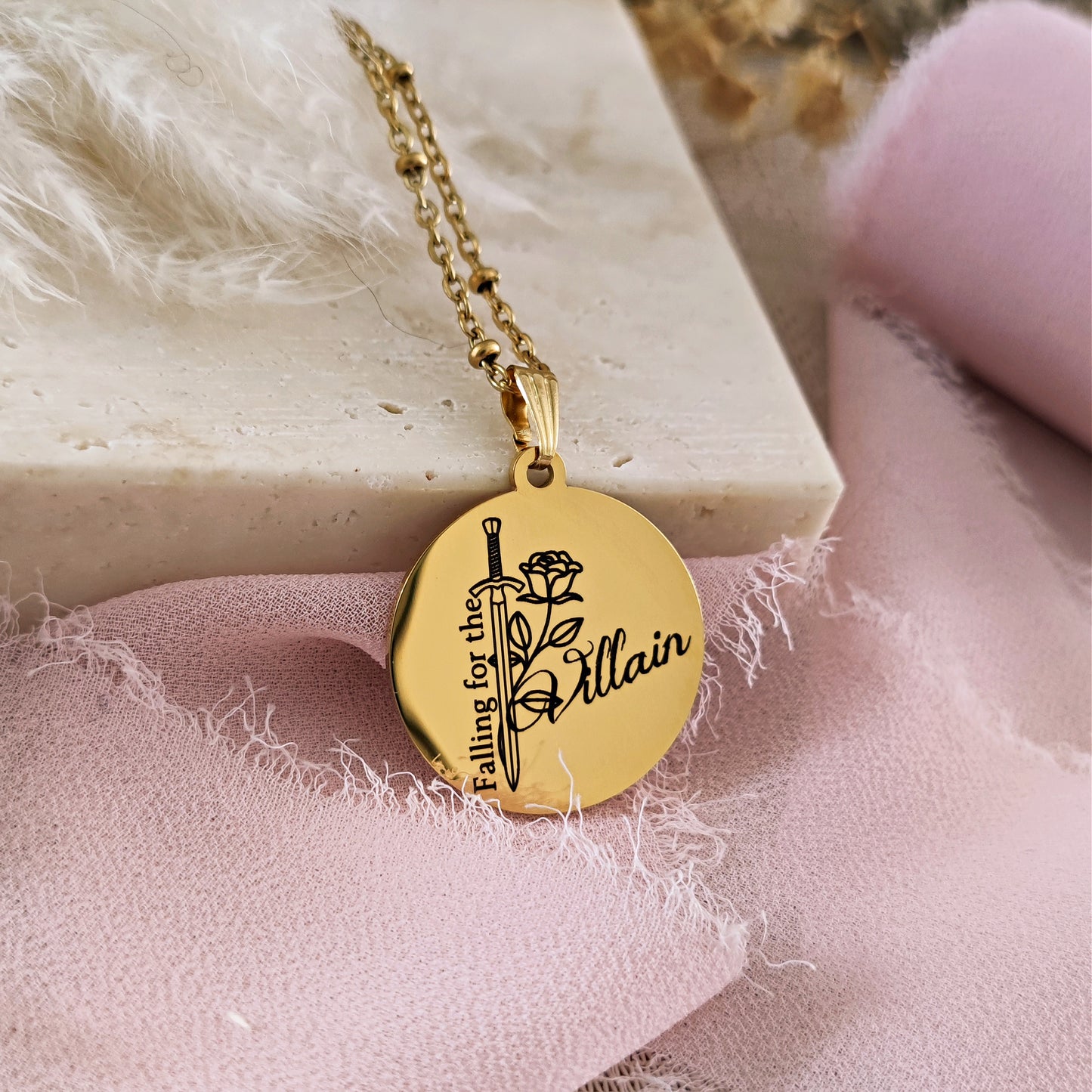 Collana Bookish Falling for the Villain, Collana Bookish, Romantasy, Villain Lover