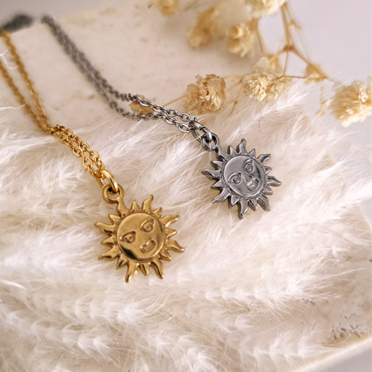 Collana sole con volto in oro o argento, collana aesthetic // HELIOS
