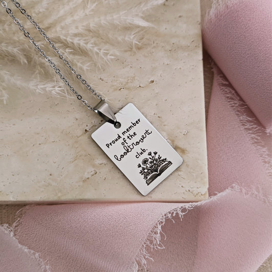 Collana Proud Member of Bookrovert Club, Collana Bookish