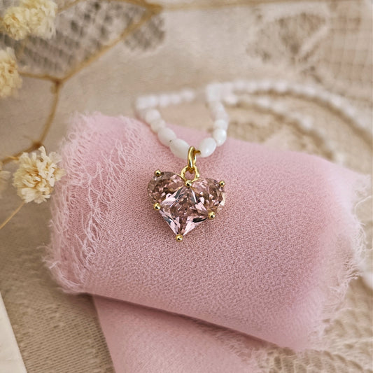 Choker "Princess Dream" in Madreperla e cuore rosa