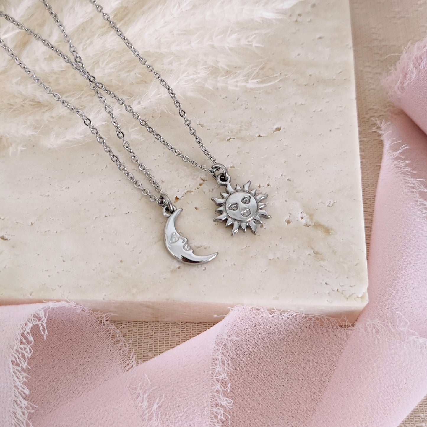 Collane "Sun & Moon" con Sole e Luna per coppie, argento