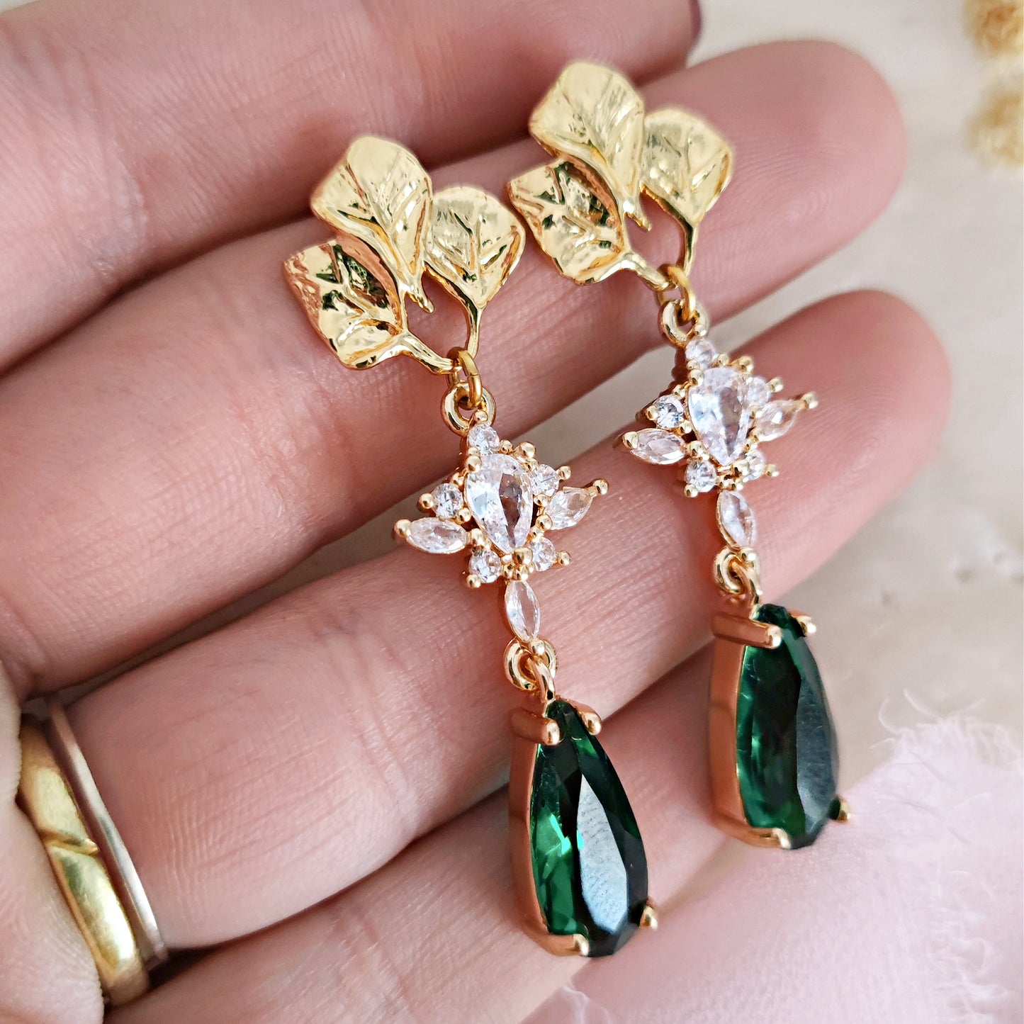 Bridal Leaf Drop Emerald Earrings, Botanical Forest Earrings, Cottagecore Earrings for Bridesmaids, Boho Nature Wedding Earrings // ELVEN