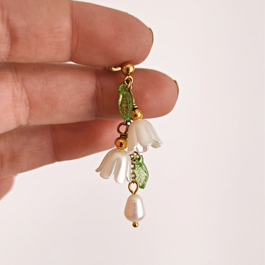 Lily of the Valley Cottagecore Earrings, Fairycore Fae Earrings, Floral Fairy Jewelry, Dangle Flower Earrings