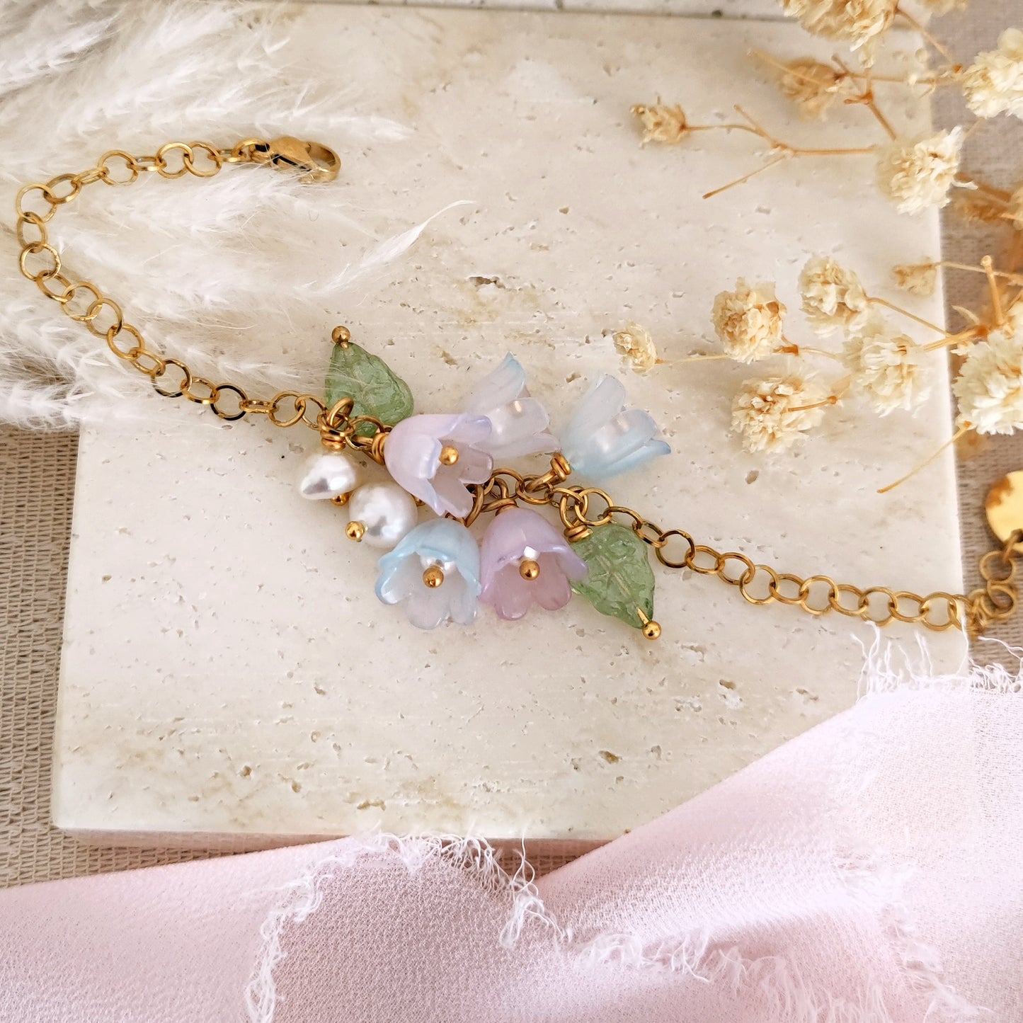 Fairycore Flower Bracelet, Lily of Valley Pastel Bracelet, Y2K Floral Lily Bracelet, Cottagecore Fairy Bracelet, Bell Flower Bracelet