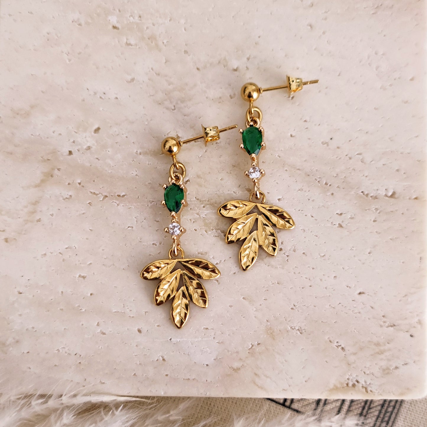 Orecchini chandelier "Demeter" verde smeraldo