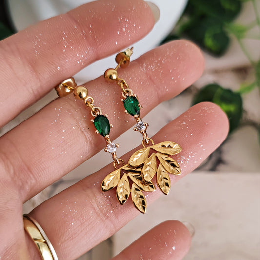 Chandelier earrings "Demer" emerald green