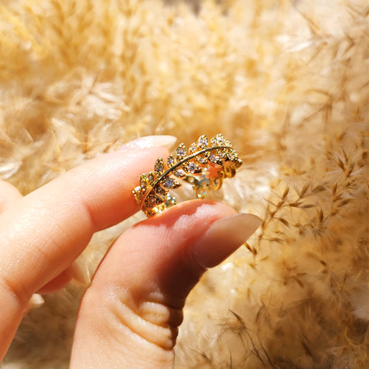 Anello regolabile "Athena" con foglie di ulivo e cristalli