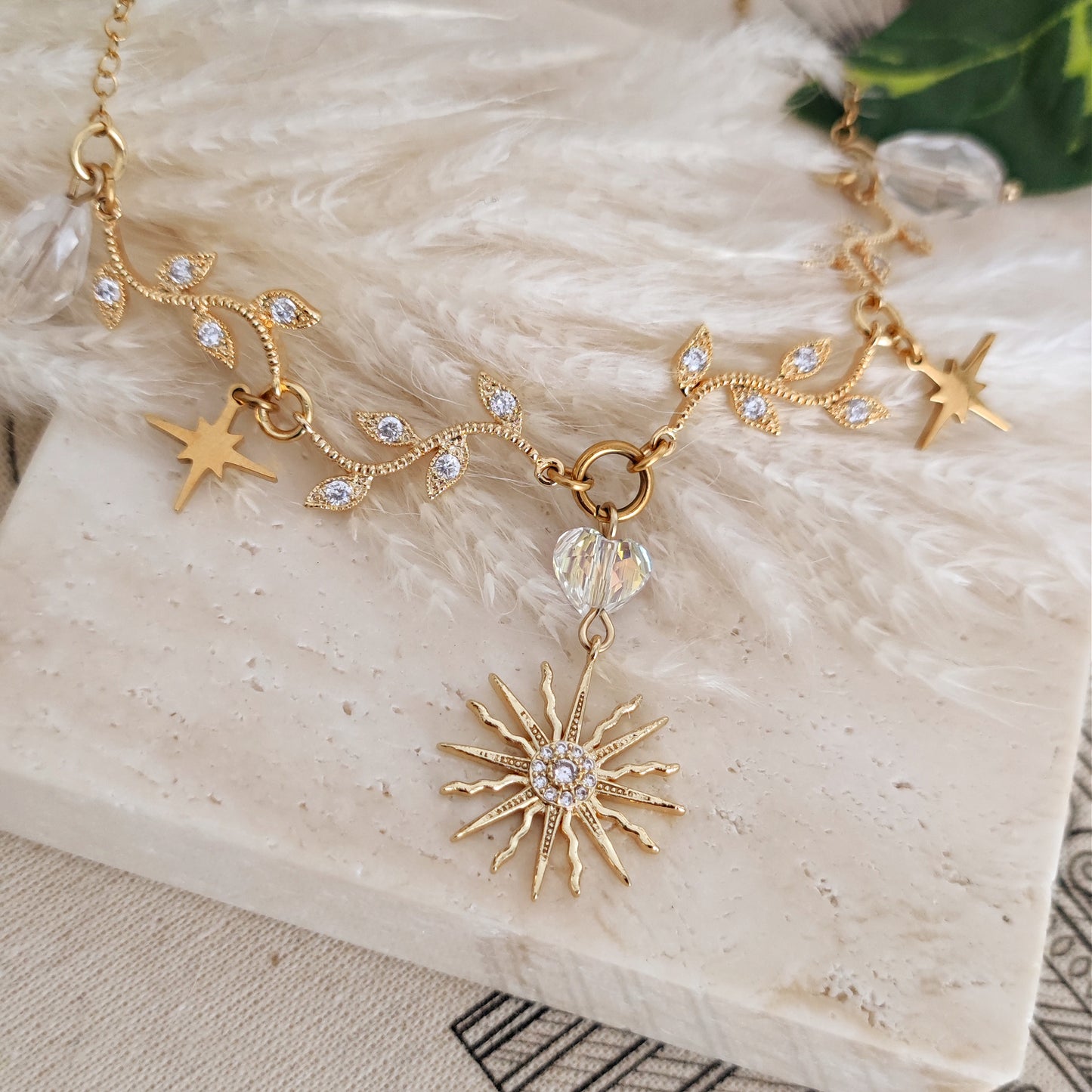 "Apollo & Daphne" choker Necklace