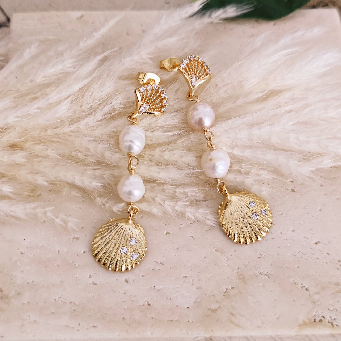 Orecchini "Goddess Aphrodite" perle e conchiglie