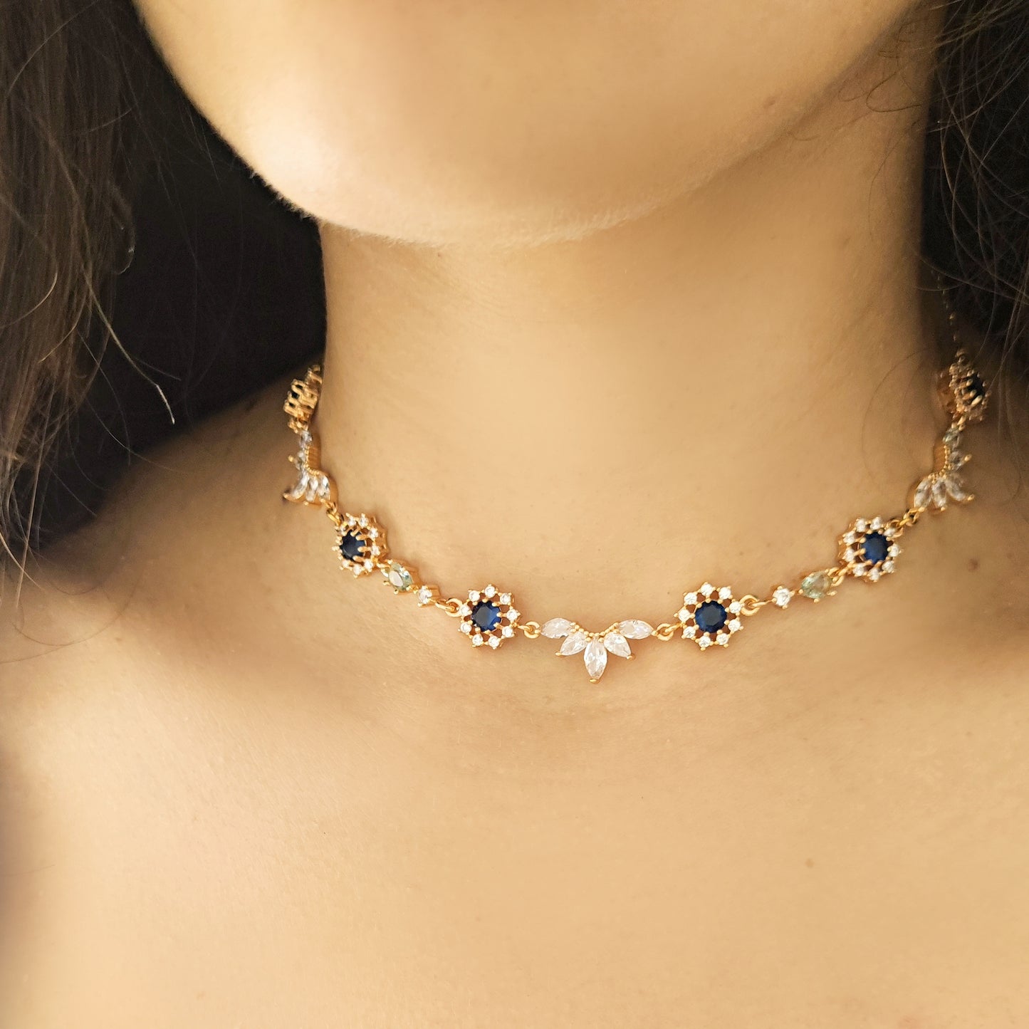 Collana girocollo "Francesca" con cristalli blu notte