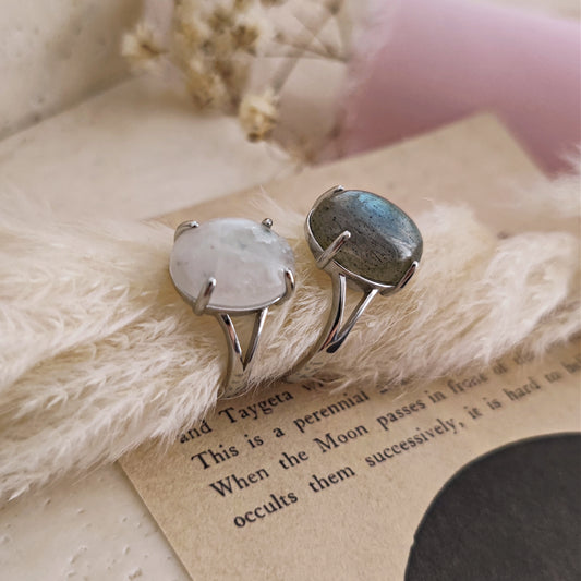 Rainbow Moonstone or Labradorite Ring, 925 Sterling Silver Adjustable Band, Statement Ring, Autumncore Jewelry // FOREST