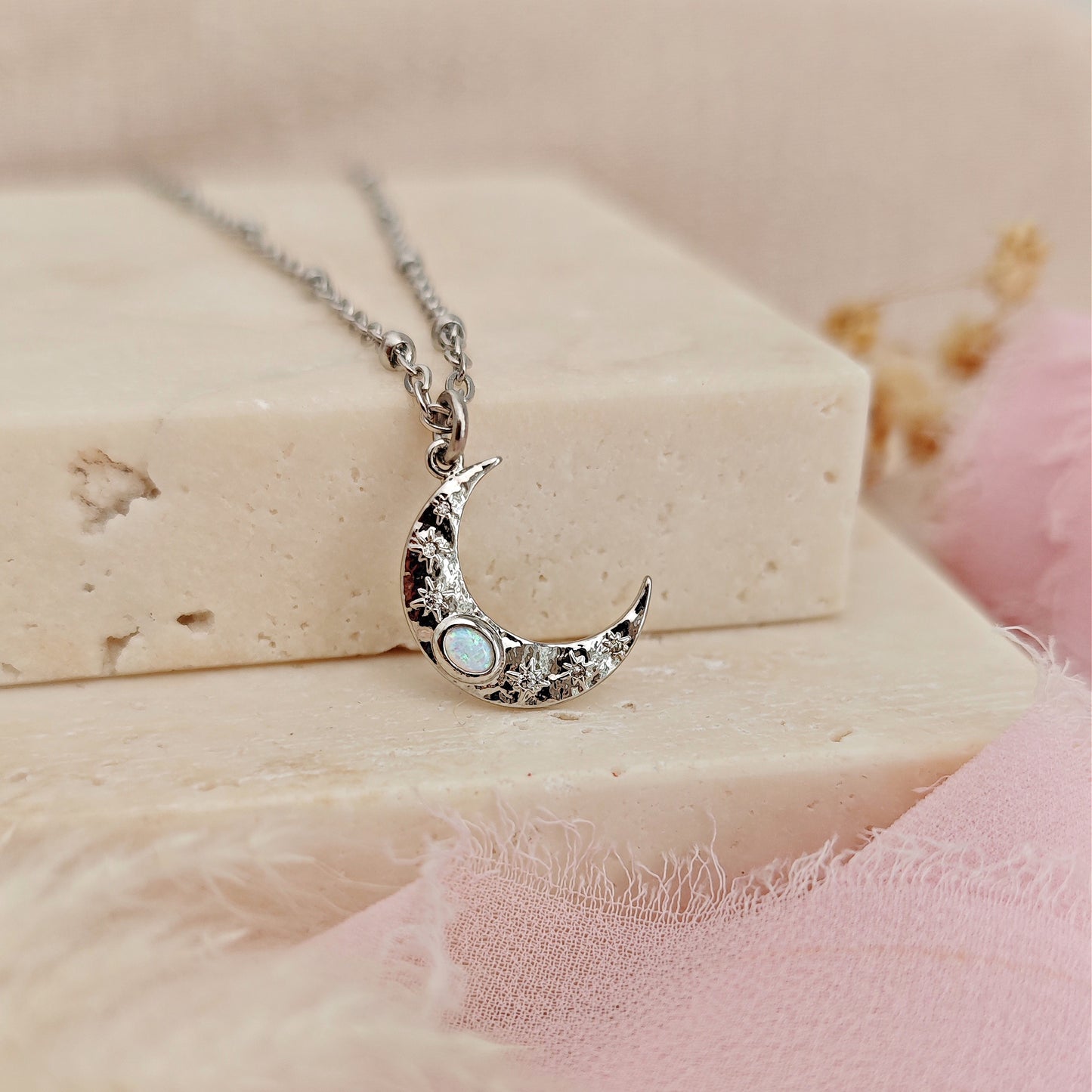 Collana "MoonMagic" con luna e Opale, oro o argento