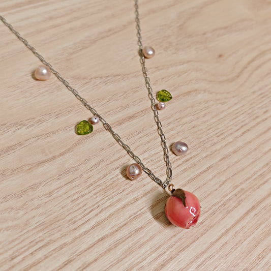 Inserzione riservata ♥ Collana di perle di fiume e cristalli con vero bocciolo di rosa // BRUCIE SILVER