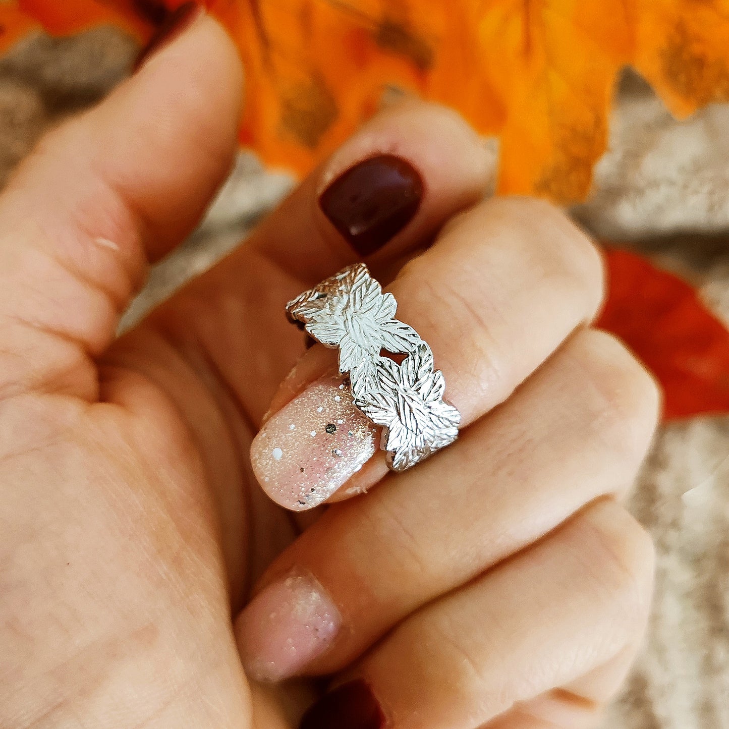 Anello a fascia "Under the Oak Tree"