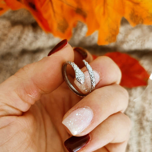 "Serpent" ring