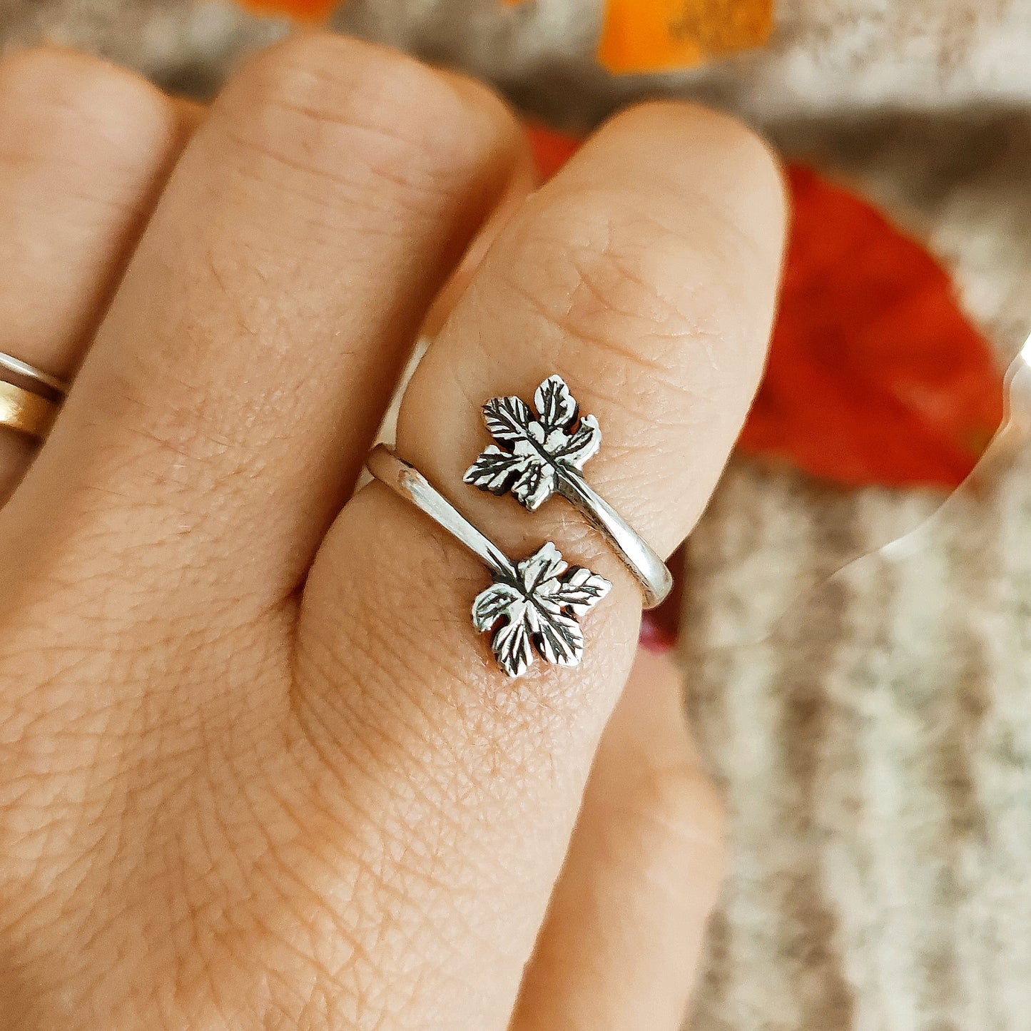 Anello "Falling Leaves" in ottone bronzato o argentato