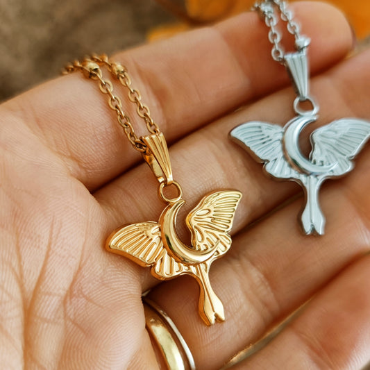 Collana "Lunar Moth"