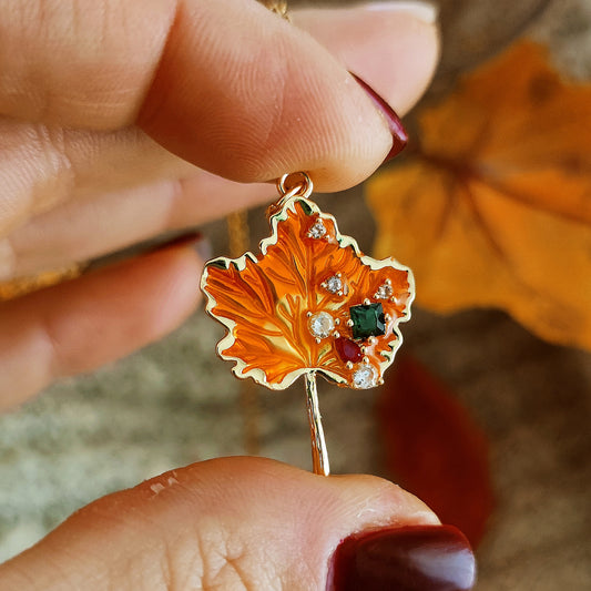 Collana "Orange Maple" smaltata con zirconia cubica