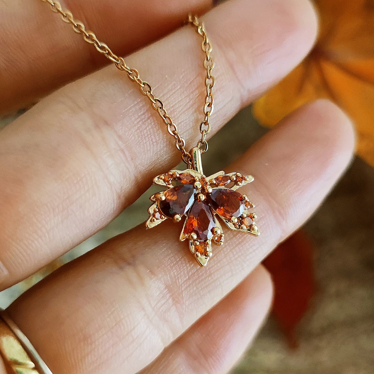 "Magic Maple" necklace, Red