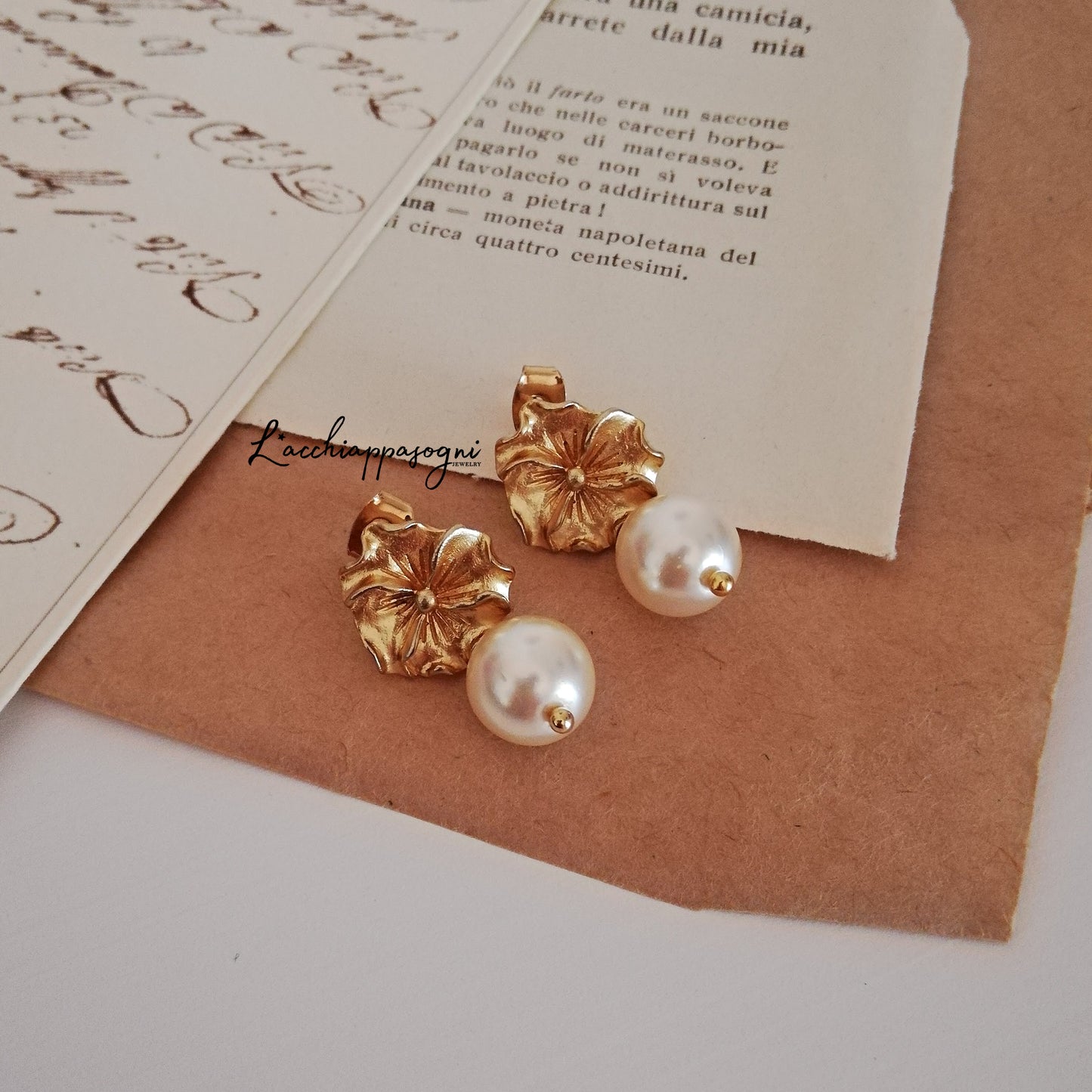 Orecchini a lobo Fiori e Perle Principessa Claude