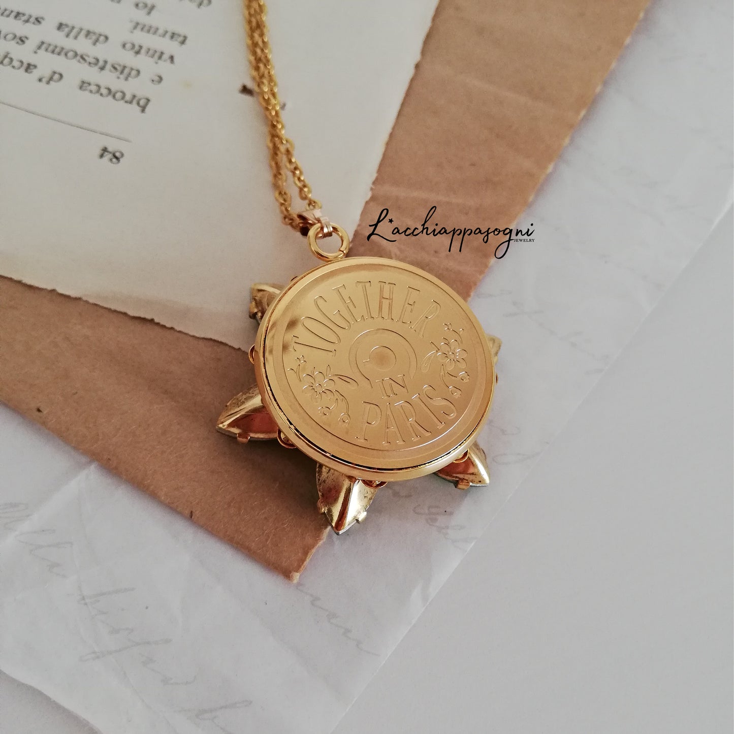 Collana Anastasia con incisione Together in Paris PACIFIC OPAL UD