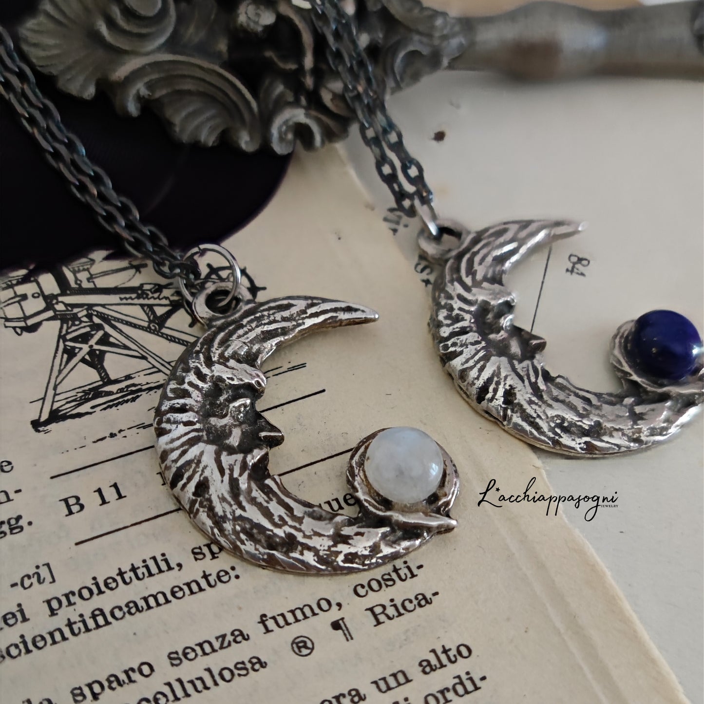 Collana "Sacra Luna" con Lapislazzuli o Pietra di Luna