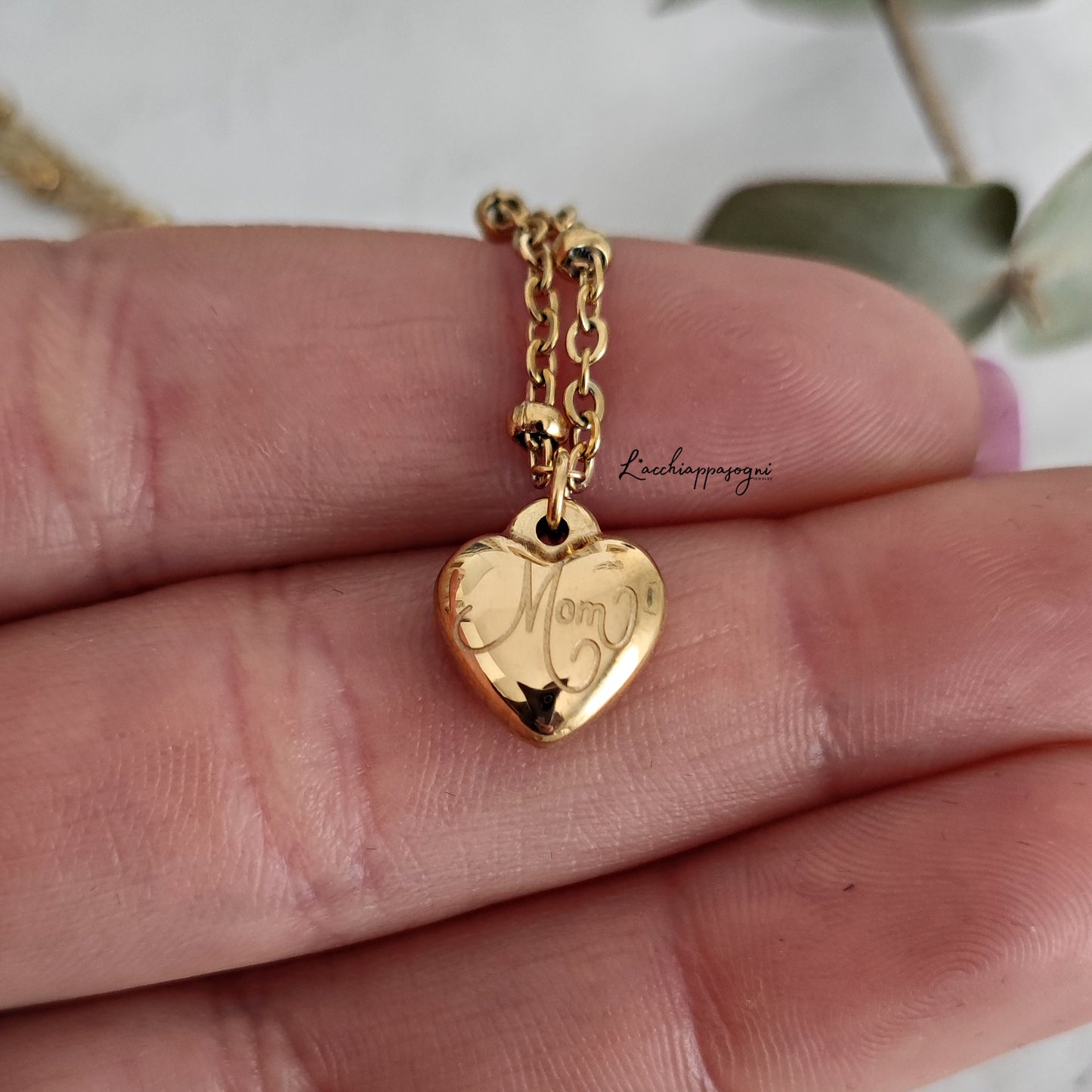 "Mom's Heart" necklace with tiny heart charm