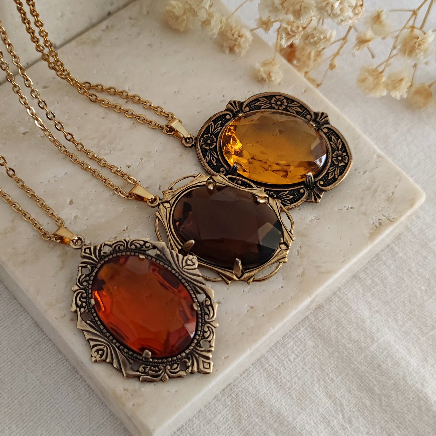 Collana Talismano Strega
