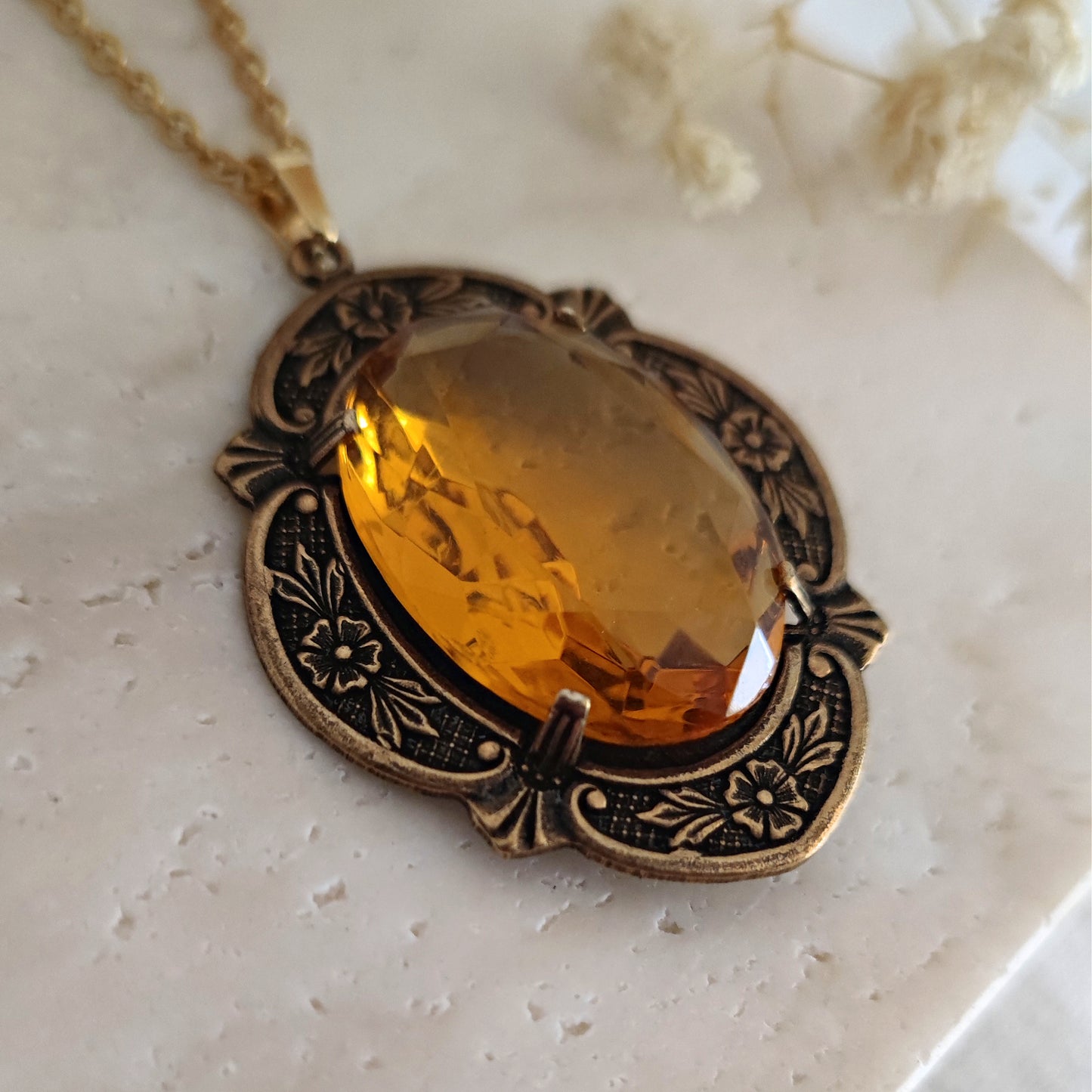 Collana Talismano Strega