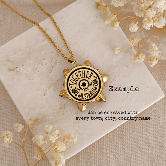 Collana Anastasia con incisione personalizzata, Ciondolo Insieme a "scegli la tua città", EMERALD UD