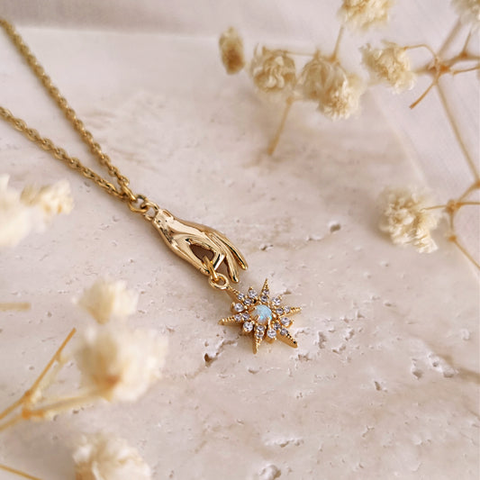 Collana mano magica e stella polare con Opale // STAR KEEPER