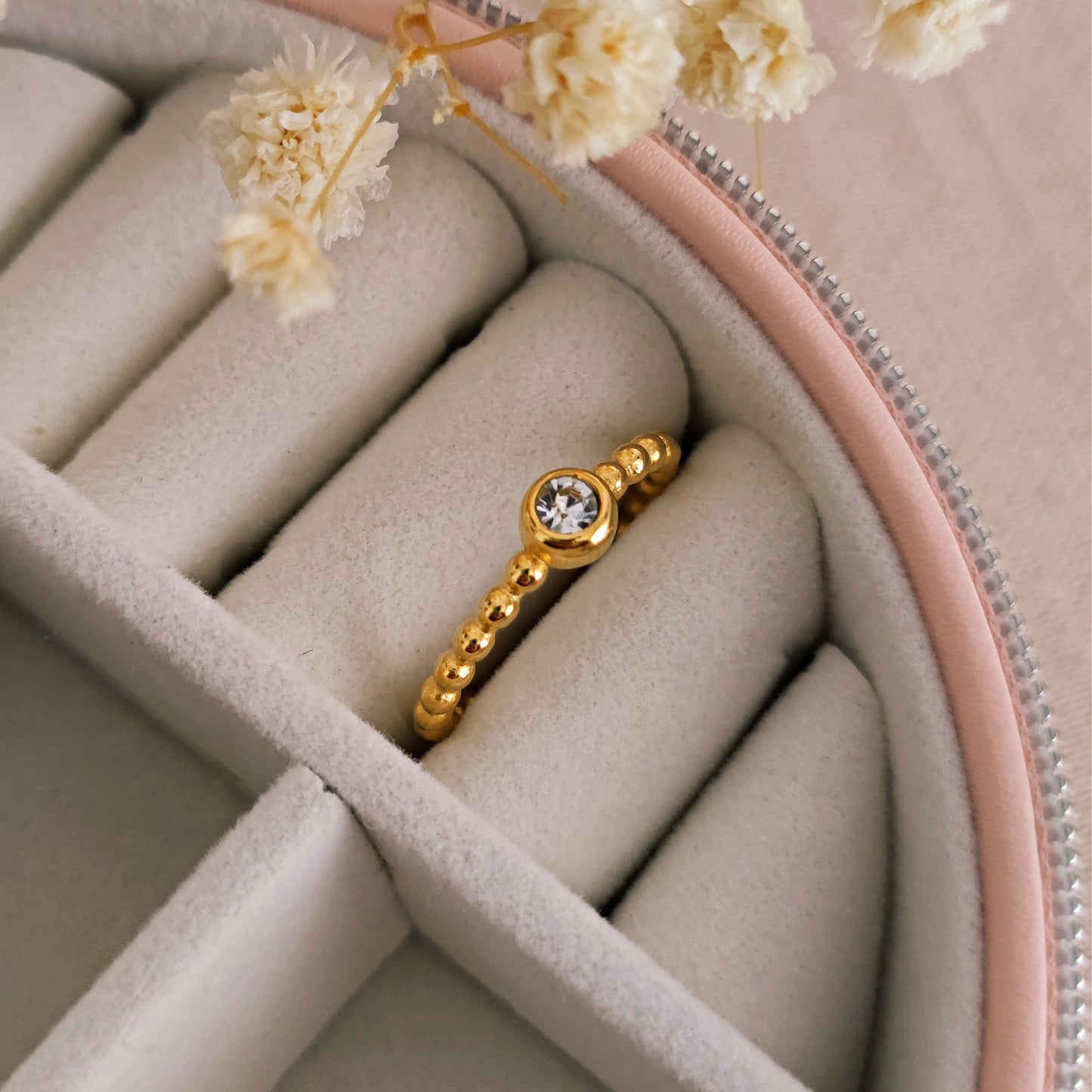 Anello effetto perline con Punto Luce centrale // NIDAW