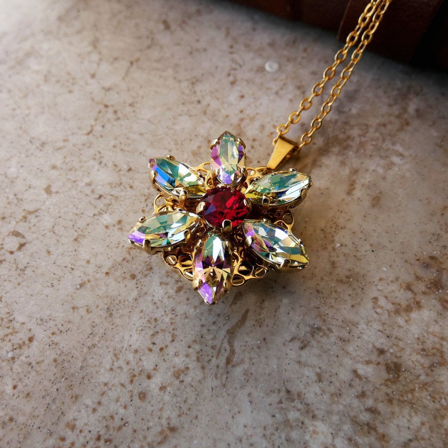 Anastasia ENGRAVED Necklace Together in Paris LUMINOUS GREEN M