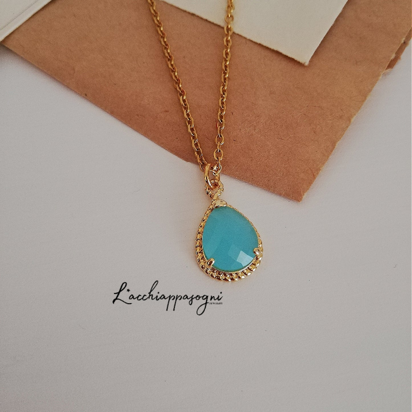 Collana Mary Stuart con goccia turchese in vetro