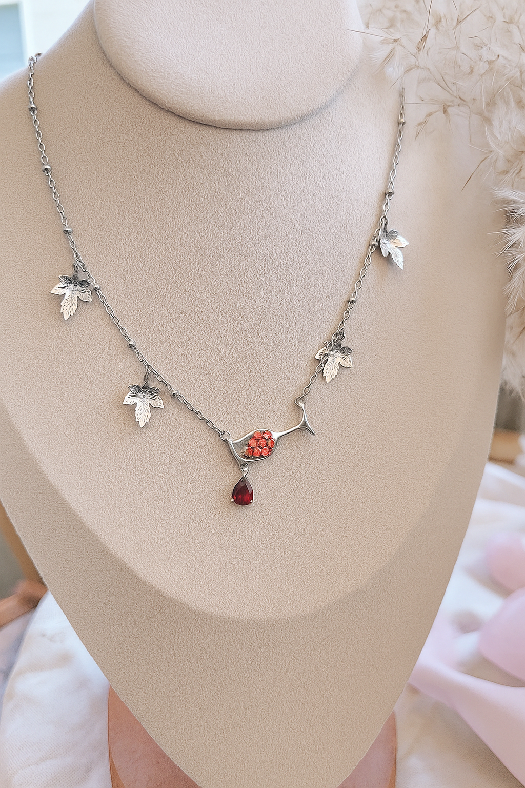 Collana calice di vino e foglie di vite "Dionysus"