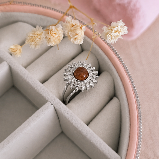 Sunburst Ring with Sunstone, Fairycore Aesthetic Ring // ELVINA