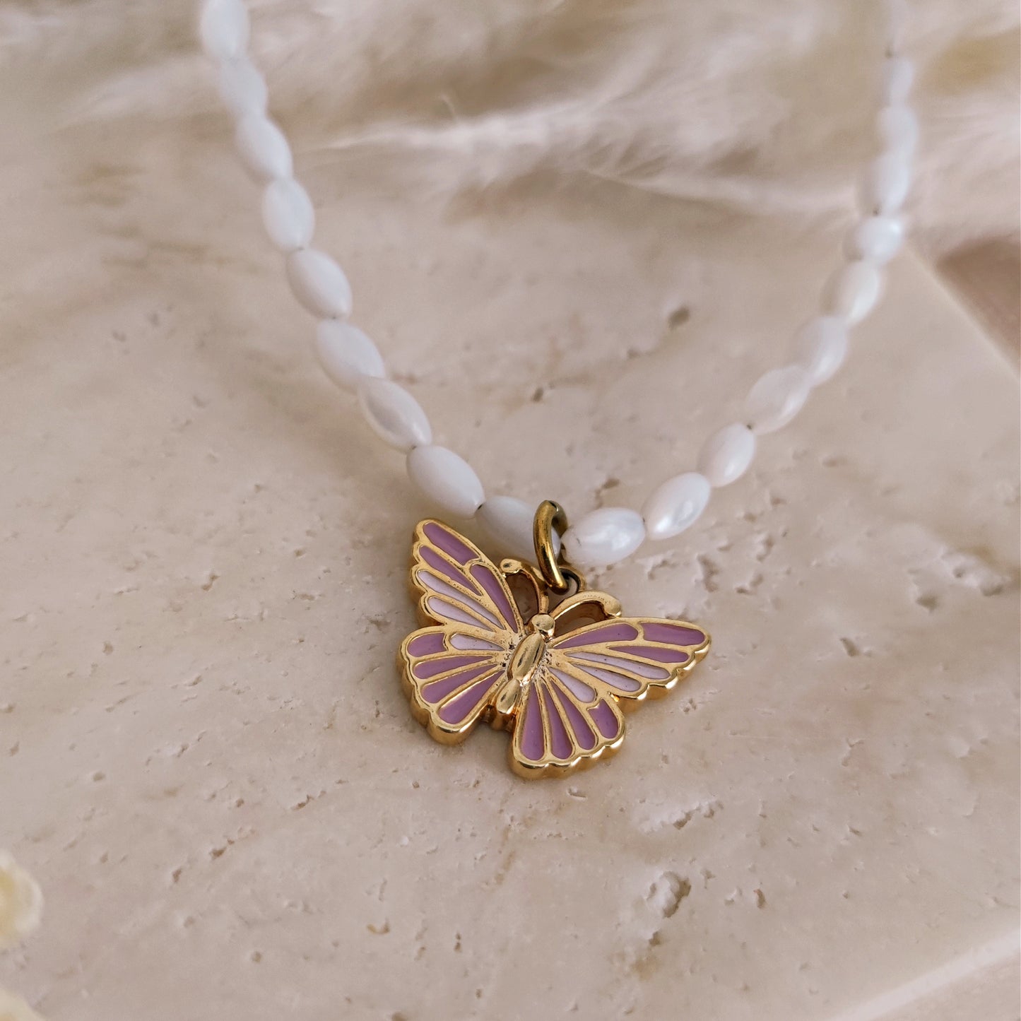 Fairycore Mother of Pearl Pearls and enamel Butterfly Necklace, Aesthetic Pastel Beaded Necklace, Indie 90's Y2k Jewelry // CLARY
