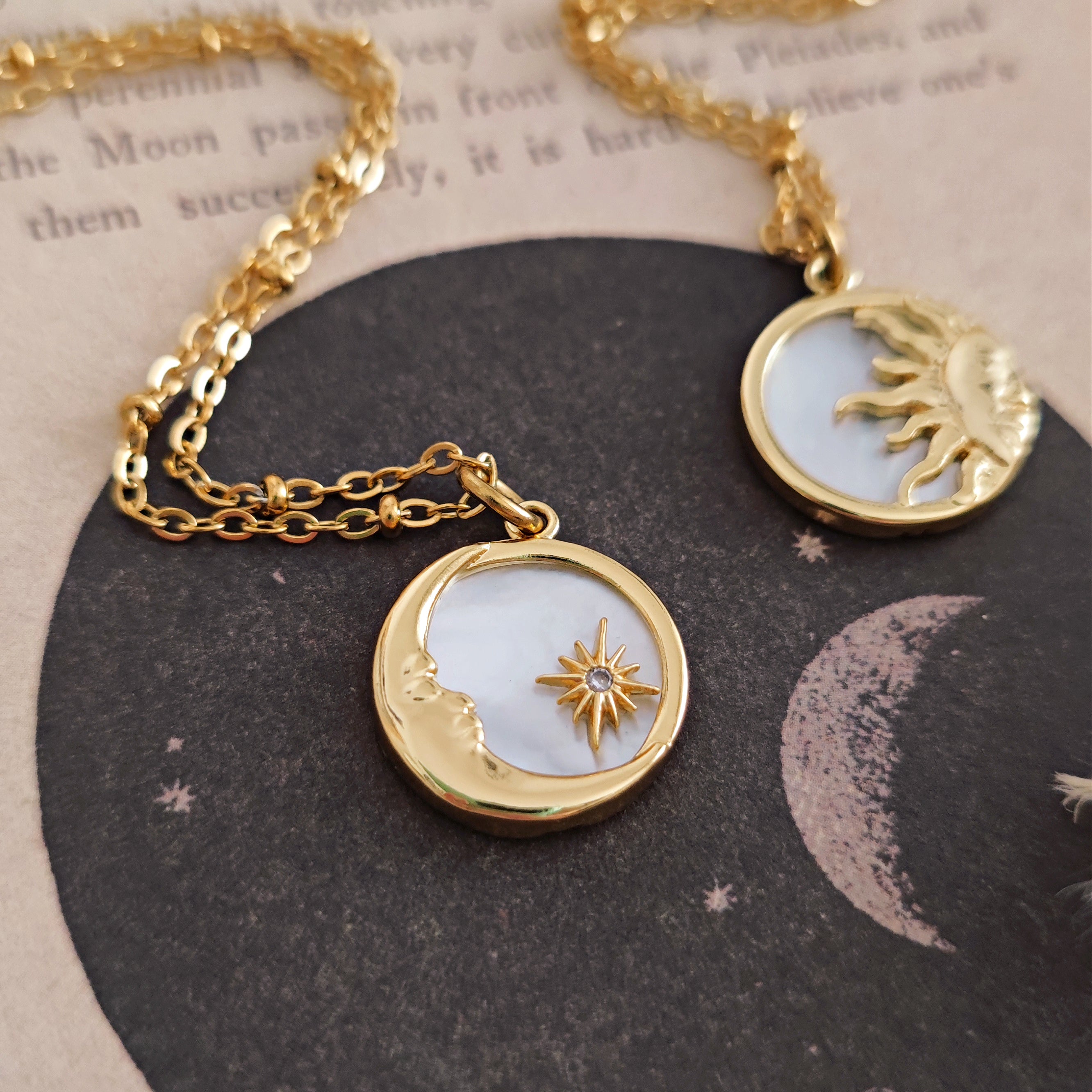 Sun And Moon Necklace In Gold – Carolina Benoit