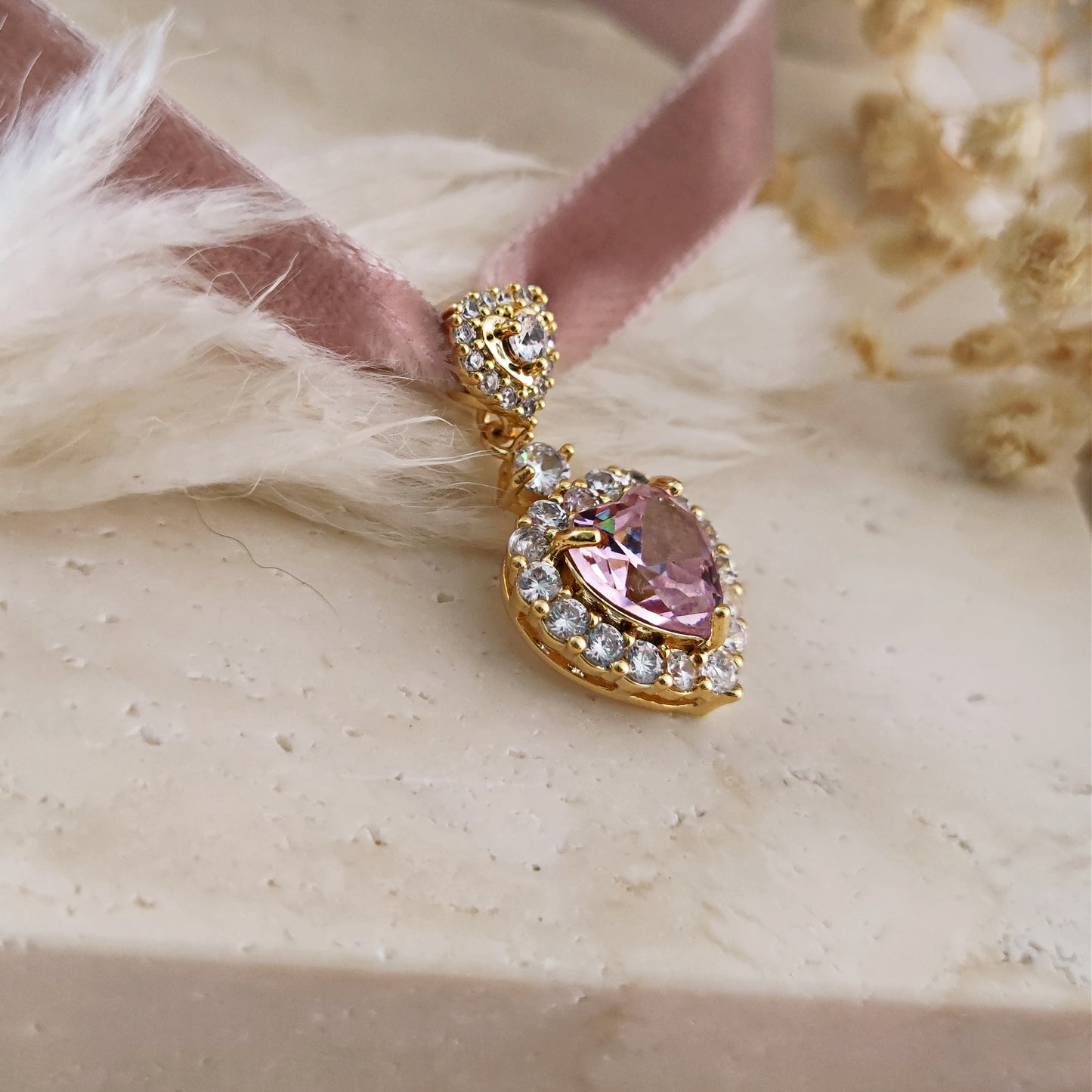 Girocollo in velluto e cuore di cristallo rosa, Principessa Coquette, PrincessCore e RoyalCore
