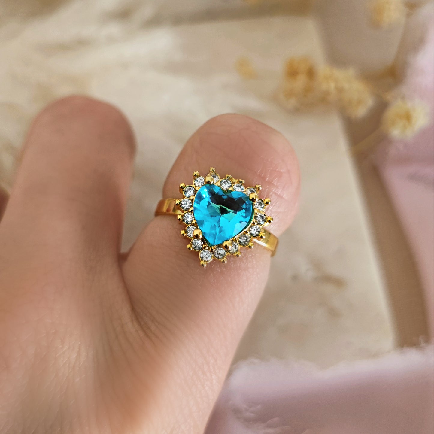 "Princess Heart" heart ring, pink or light blue