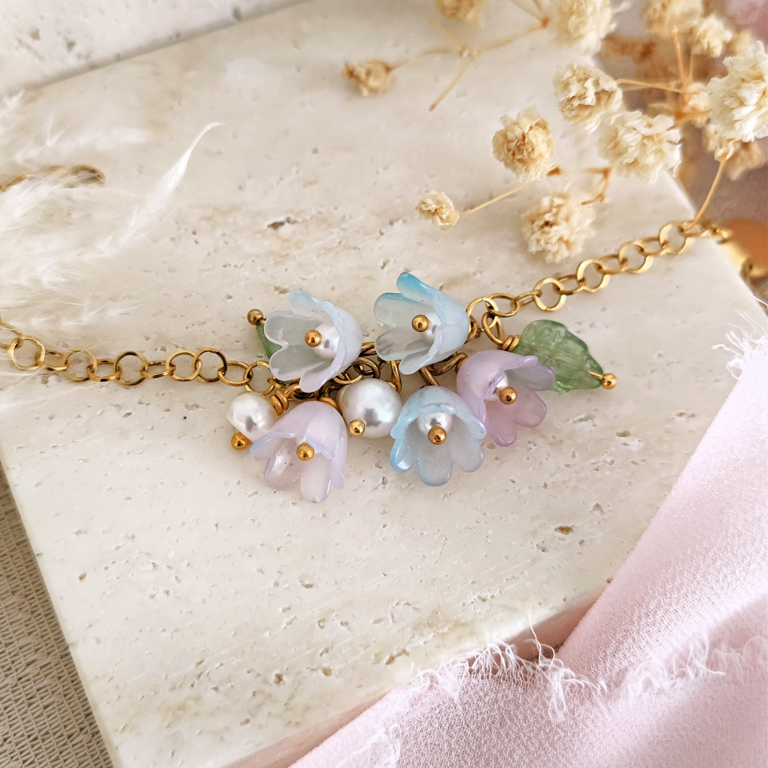 Fairycore Flower Bracelet Lily of Valley Pastel Bracelet Y2K Floral Lily Bracelet Cottagecore Fairy Bracelet Bell Flower Bracelet