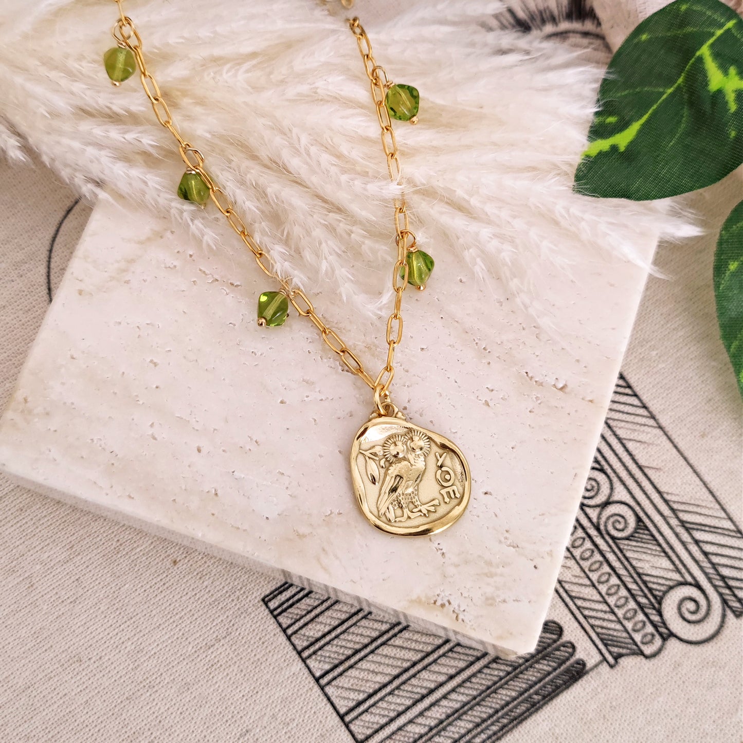 Collana moneta e cristalli "Athena"